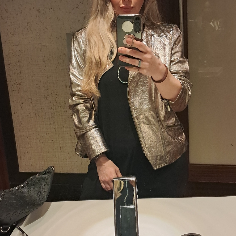 Modern Silver Blazer with Reflective Finish